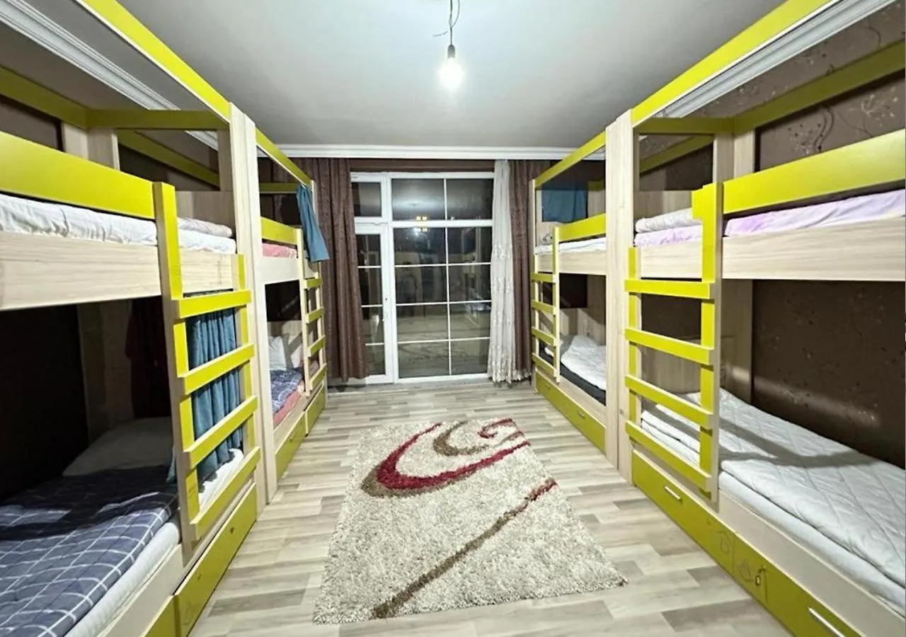 Champion Hostel 巴库